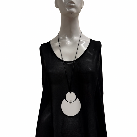 Z35 WHITE ECLIPSE NECKLACE