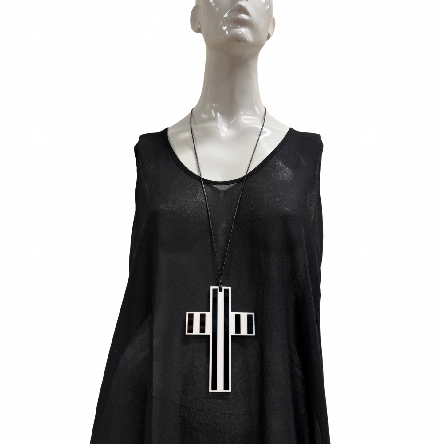 Z45 WHITE BLACK STRIPE CROSS