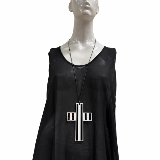 Z45 WHITE BLACK STRIPE CROSS