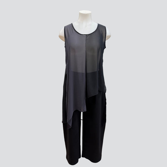A STEP UP TUNIC BLACK + GREY