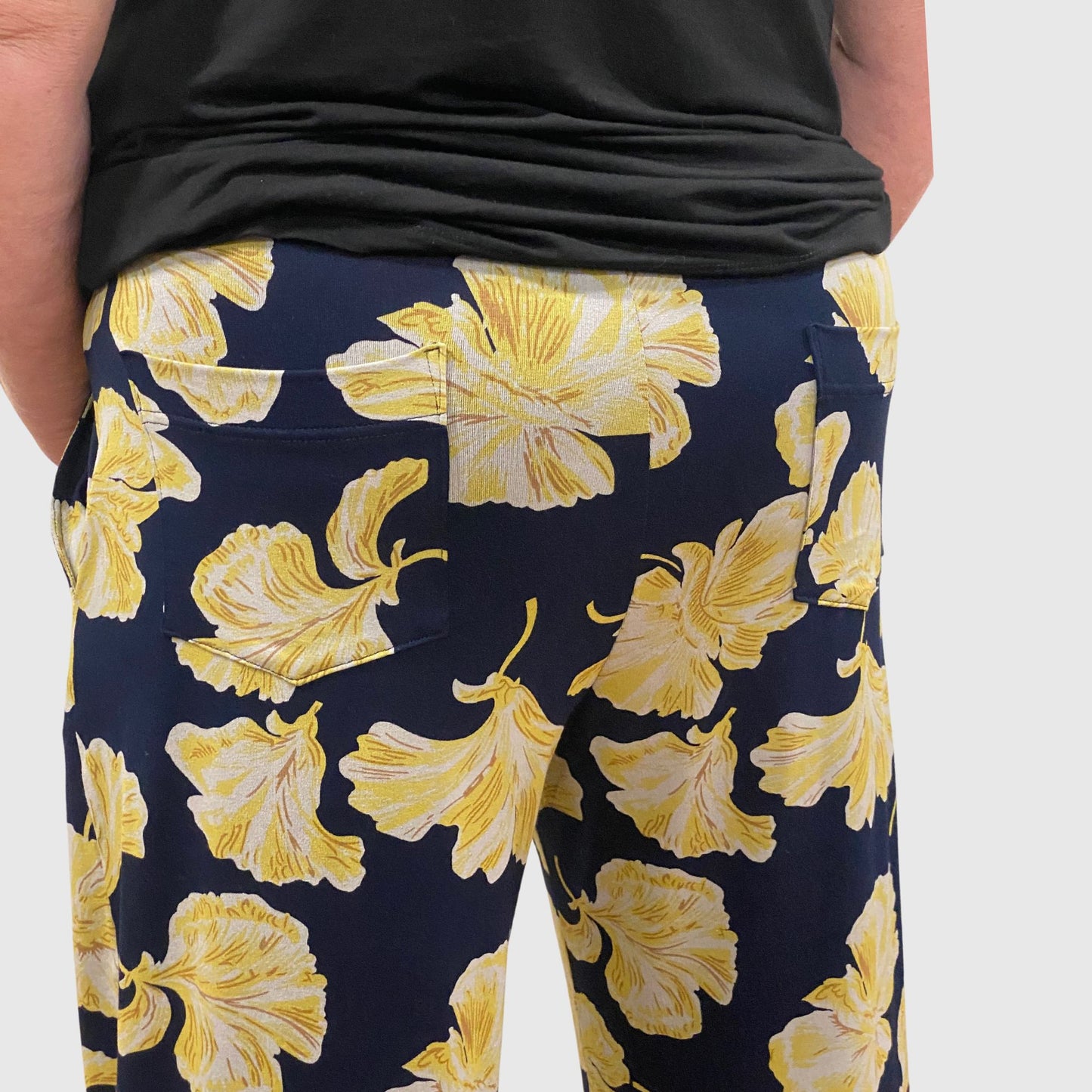 P1 FLOWER POCKET PANT