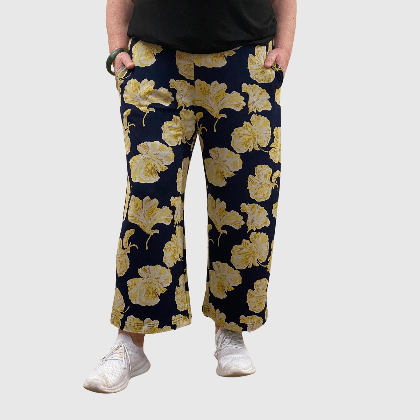 P1 FLOWER POCKET PANT