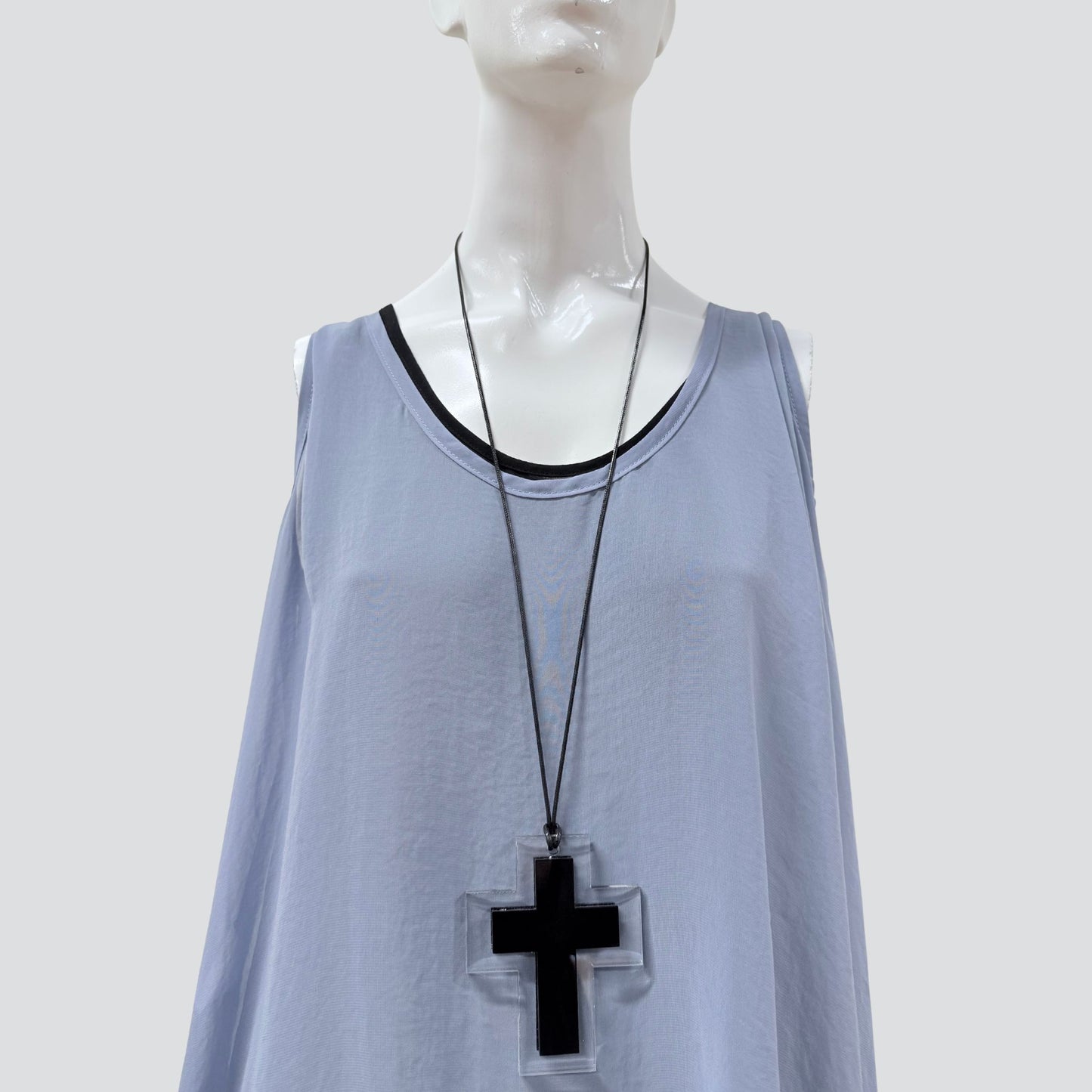 CROSSED NECKLACE